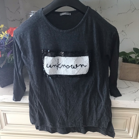 Black Top - Picture 1 of 2